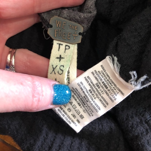 Free People Rare Grey and Black Drippy Thermal Top - Picture 8 of 8